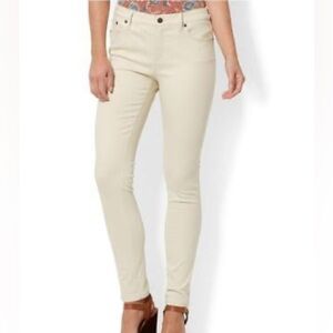 Ralph Lauren Mid Rise Straight Leg Jeans